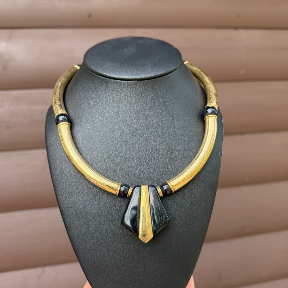 Avon Modern Elegance Pendant Necklace Womens Gold Black Art Deco Choker